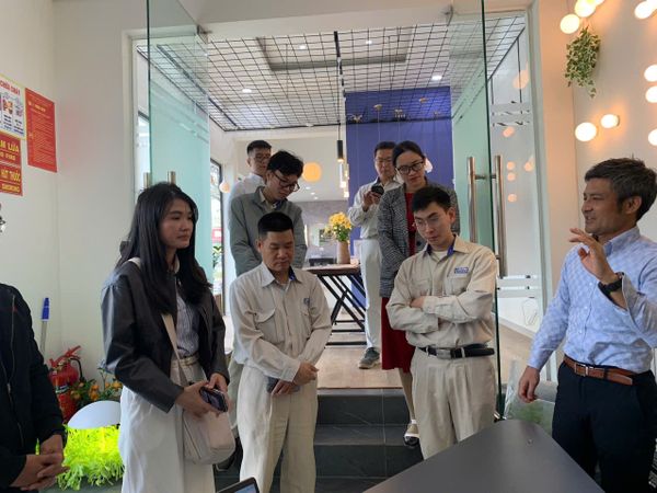 Công ty TNHH Yurtec (Việt Nam) tham quan showroom MotoM Hà Nội