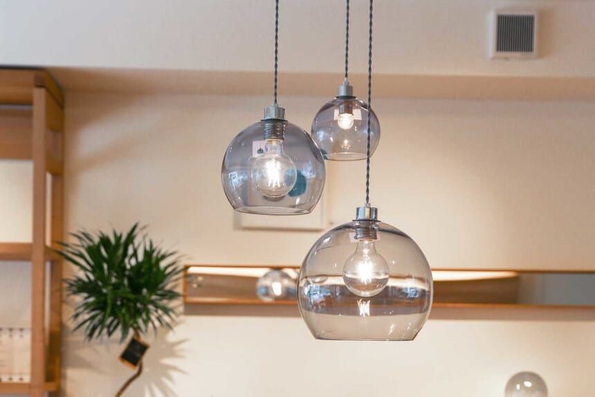 Giới thiệu đèn treo phối hợp 3 bóng đèn LED giúp căn phòng thời trang và sáng sủa hơn