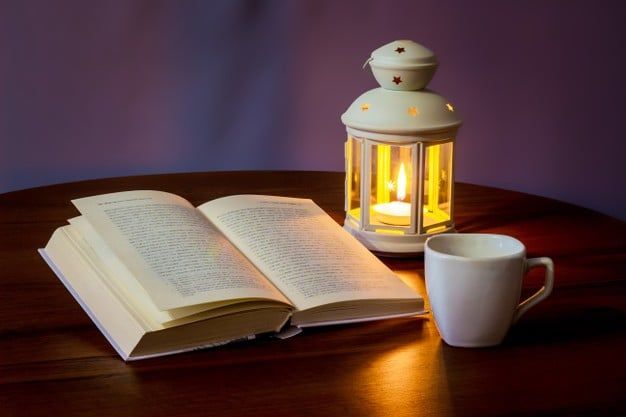 Nên chọn đèn đọc sách thế nào cho phù hợp?