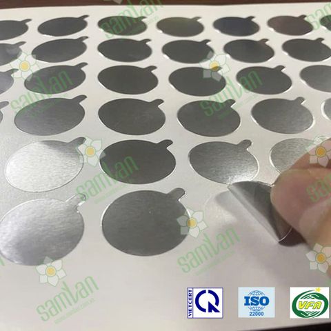Màng Seal trong Ngành Mỹ Phẩm: Bảo Vệ và Duy Trì Chất Lượng Sản Phẩm