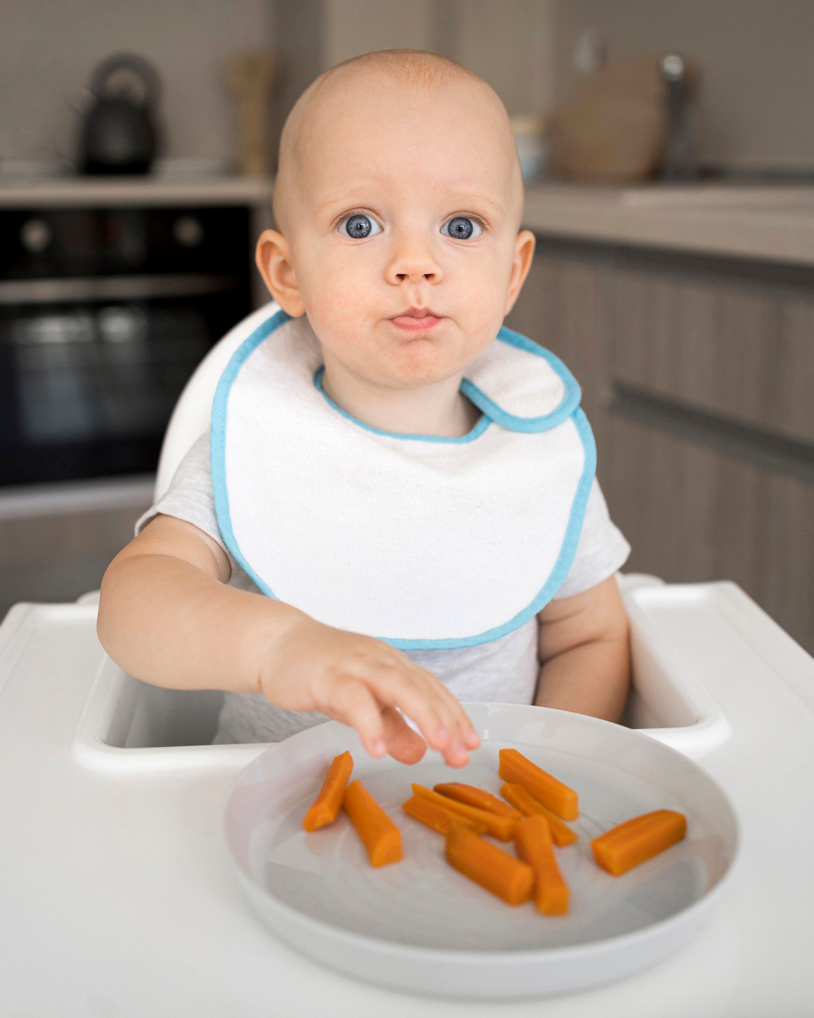 Làm Thế Nào Để Tập Cho Bé Yêu Thích Ăn Rau Củ?