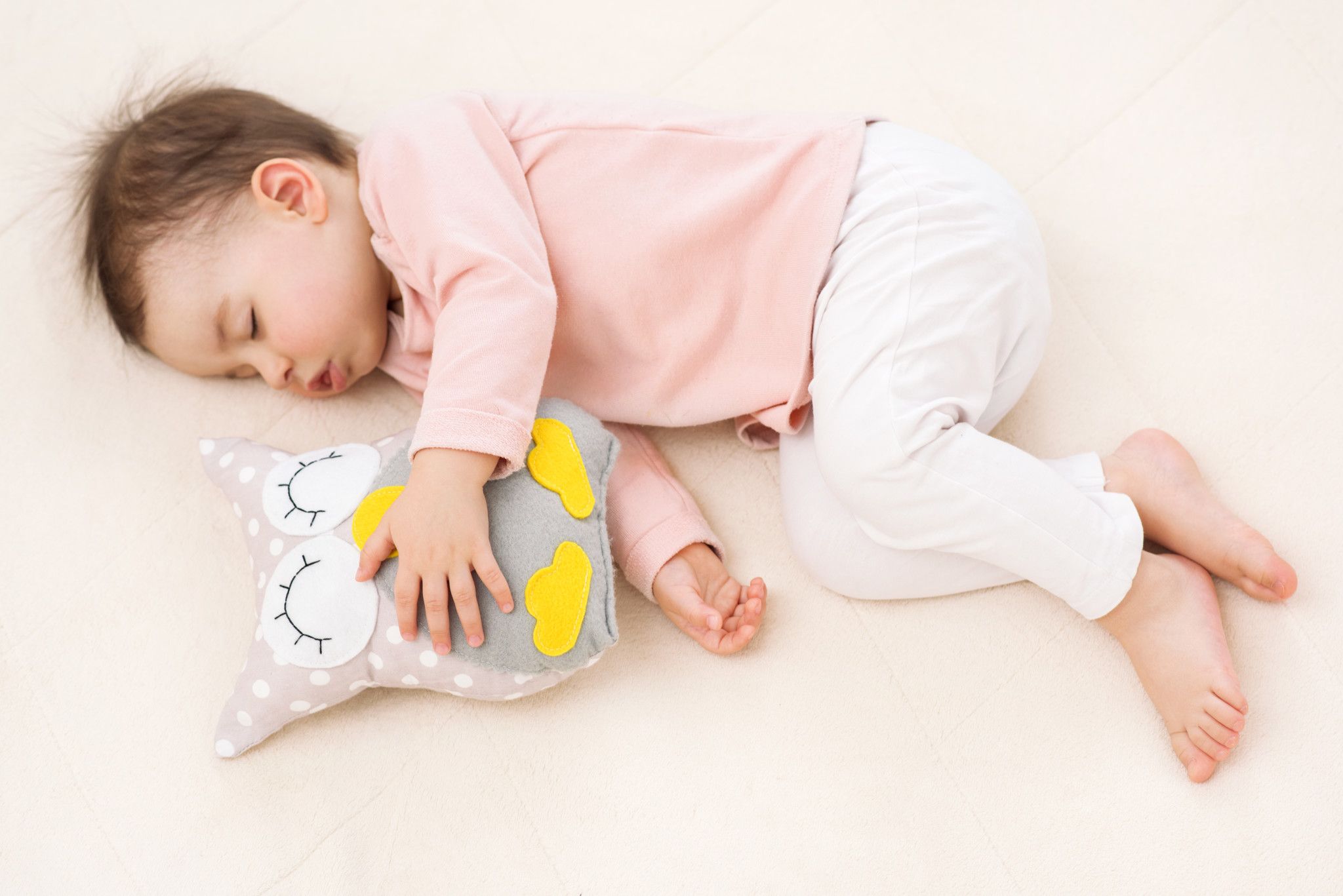 Những Sai Lầm Phổ Biến Khi Chọn Sản Phẩm Hỗ Trợ Giấc Ngủ Cho Bé