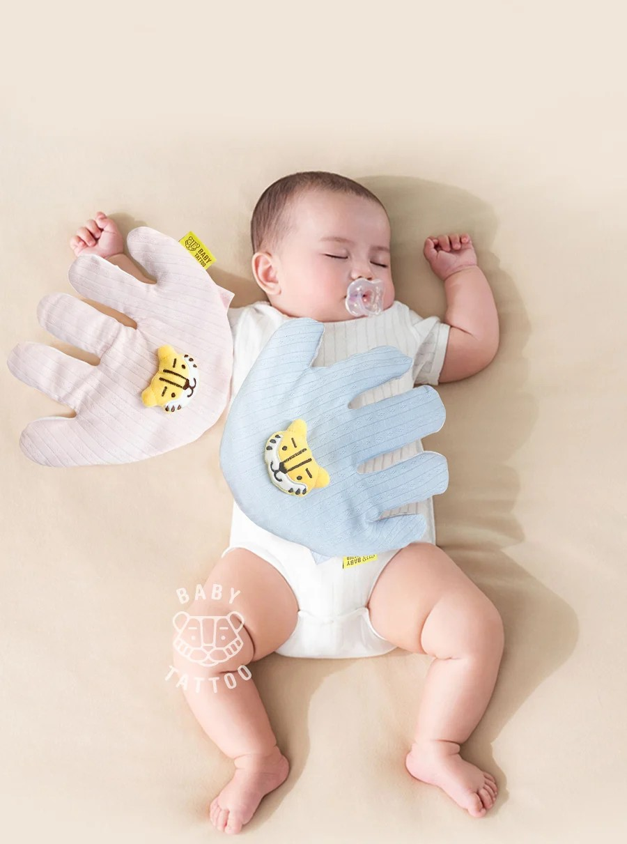 Đồ Dùng Cần Thiết Cho Trẻ Sơ Sinh: Gối Ôm Chườm Nóng Giúp Bé Ngủ Ngon Hơn