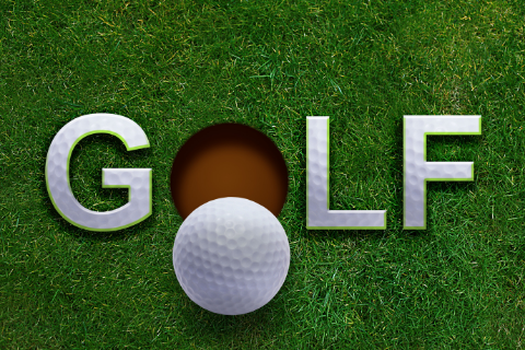 Giãn cách xã hội mùa Covid  với Khung tập golf đa năng
