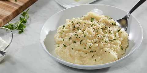 Tại Sao Bạn Cần Một Chiếc Máy Đánh Trứng Cầm Tay Cho Mùa Lễ Hội