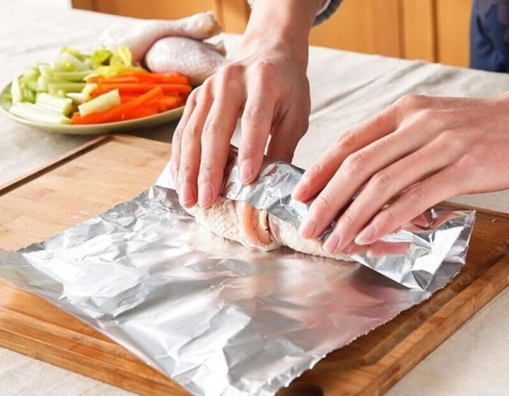 SỬ DỤNG MÀNG NHÔM THỰC PHẨM ĐÚNG CÁCH