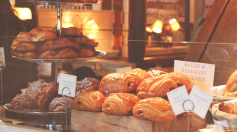 GIẤY THẤM DẦU SỬ DỤNG SAI CÁCH – NHỮNG HIỂM NGUY TIỀM ẨN