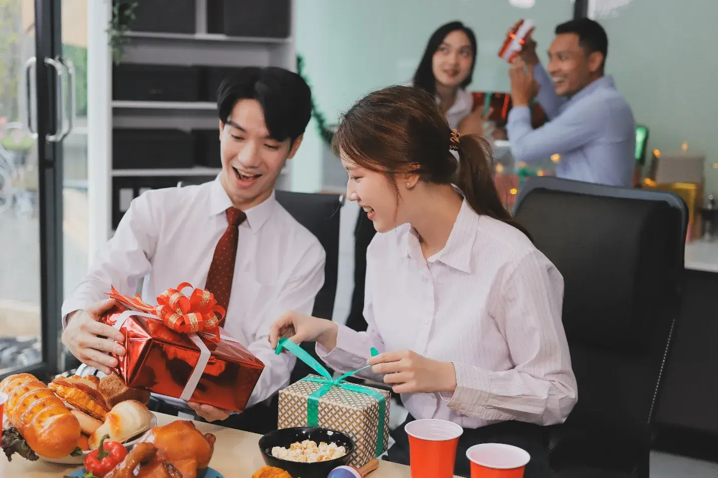 Chất lượng, giá cả hợp lý và dịch vụ khách hàng tận tâm.