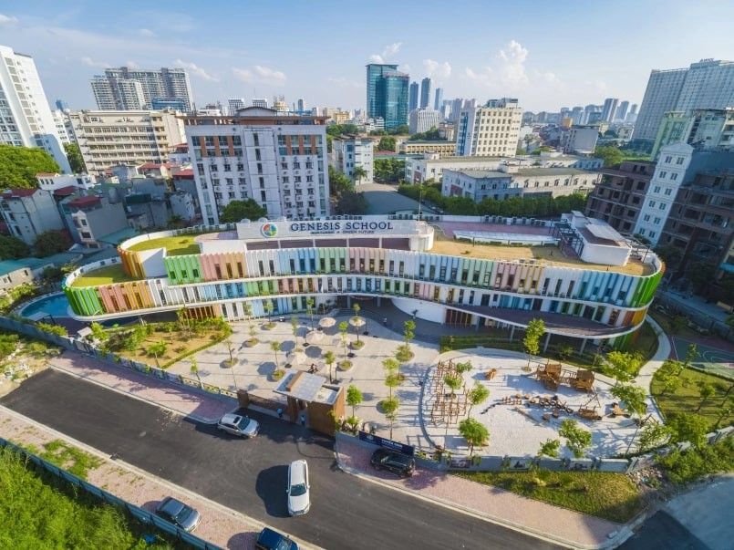 WHAT IS A GREEN BUILDING? TOP 7 OUTSTANDING GREEN BUILDINGS IN VIETNAM.