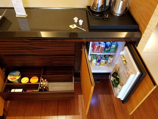 Minibar, bảo quản đồ dùng, thức uống trong khách sạn