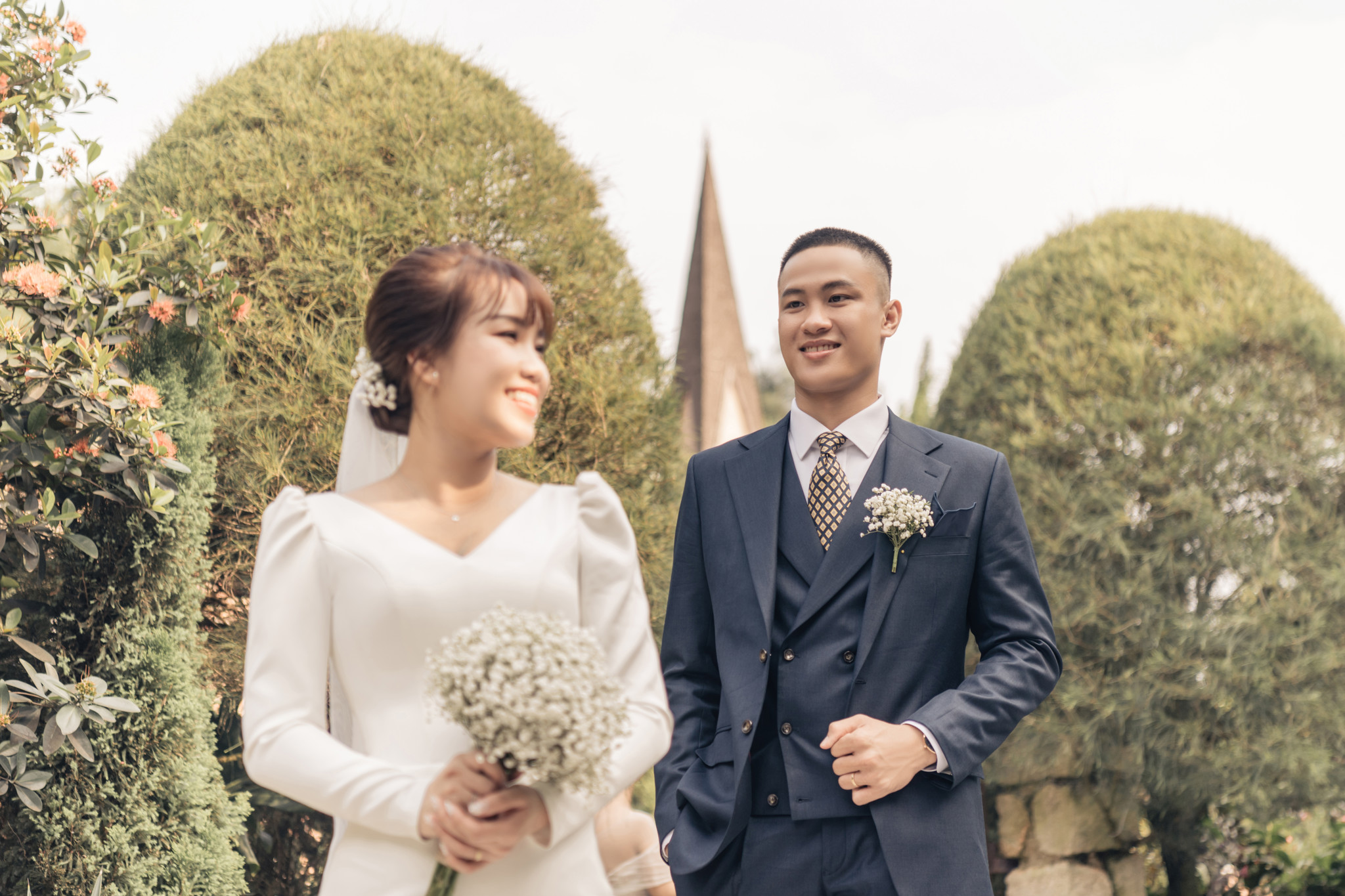 Hậu và Vi - Three Piece Suit from Kim Bespoke