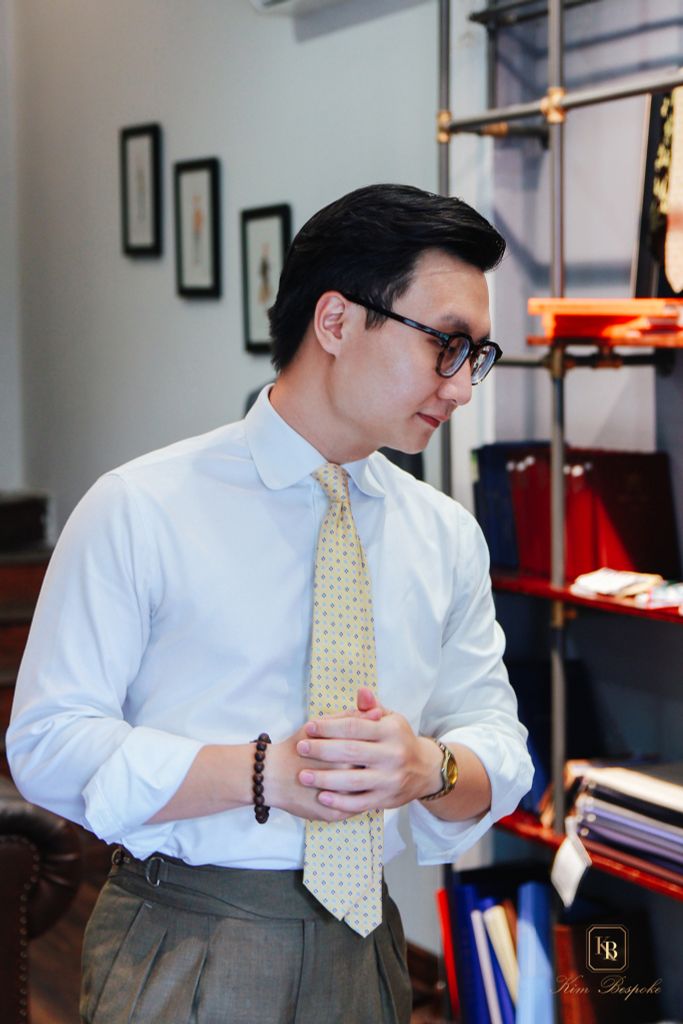 HÃY KHỞI ĐẦU BẰNG SƠ MI TRẮNG