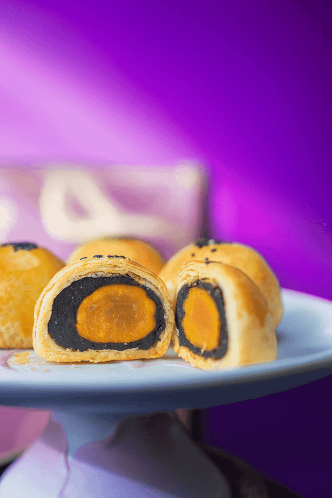 BÁNH TRỨNG MUỐI NGÀN LỚP ĐẠI PHÁT - NGHỆ THUẬT TRONG TỪNG CHIẾC BÁNH