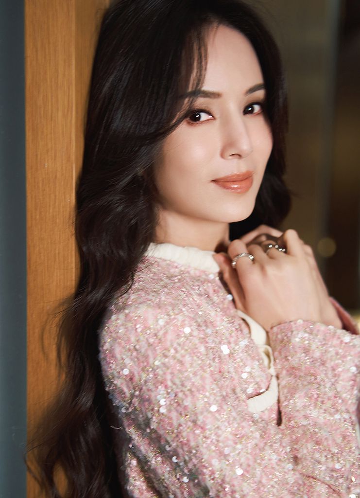 Cách dưỡng da trước khi ngủ của Lý Nhược Đồng