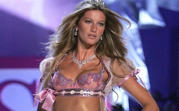 Gisele Bundchen - 