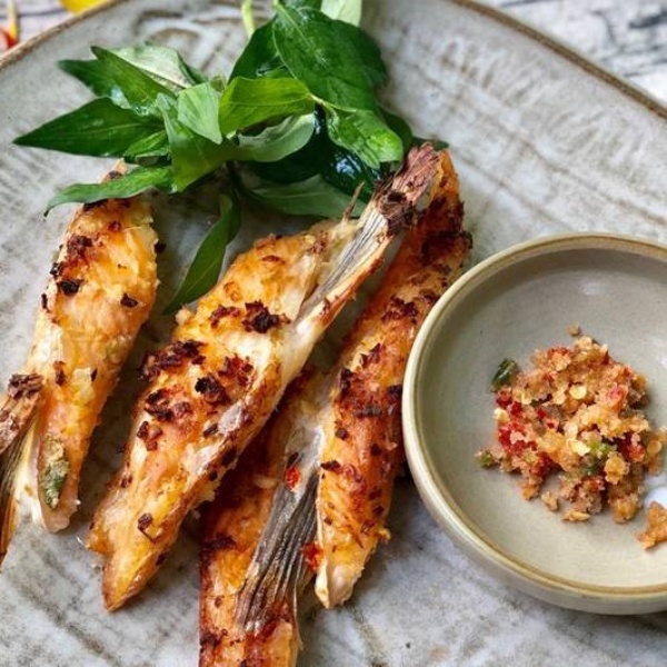 Dinh Dưỡng Từ Vây Cá Hồi Na Uy