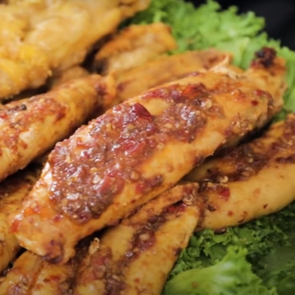 Vì Sao Trứng Cá Được Sử Dụng Rộng Rãi ?