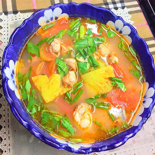 Hàu Nấu Cháo Và Hàu Nấu Canh Chua