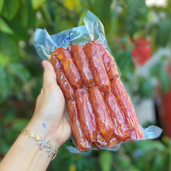 Mua Sỉ Lạp Xưởng Tươi Trứng Muối