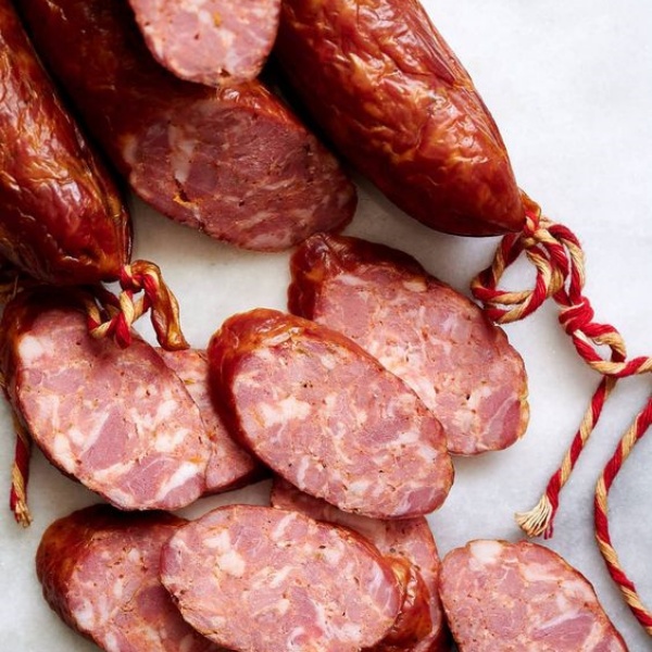 Lạp Xưởng - Món Ăn Không Thể Thiếu Ngày Tết