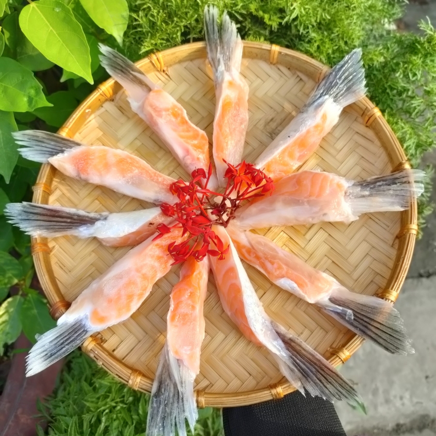 Vây cá hồi Na Uy chiên giòn