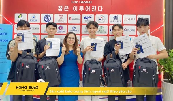 Sản xuất balo trung tâm ngoại ngữ theo yêu cầu
