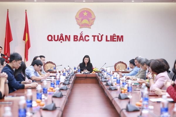 LỄ TRAO HỢP ĐỒNG VÀ RA MẮT BAN BIÊN SOẠN ĐỊA CHÍ BẮC TỪ LIÊM