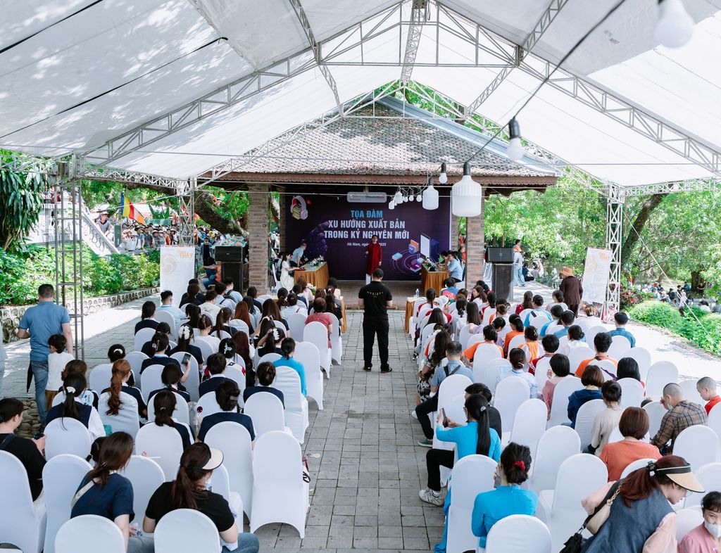 Tọa đàm: Xu hướng xuất bản trong kỷ nguyên mới tại Hội sách Tuệ Đăng 2025