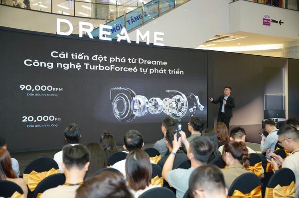 Dreame ra mắt robot hút bụi và máy lau hút khô ướt mới: Leo cao 6cm, lực hút đến 20kPa, tự giặt sấy, giá giảm luôn còn từ 18.99 triệu