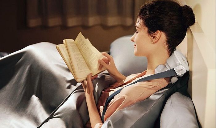 Thư giãn và giảm căng thẳng với máy massage cổ vai gáy SKG H7