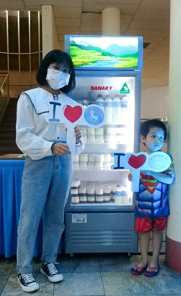Sữa dê Ban Mê trưng bày tại sự kiện 