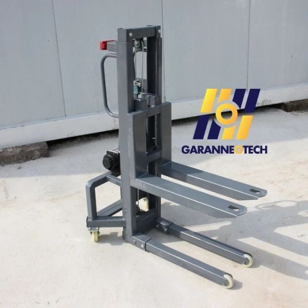 Xe nâng điện mini