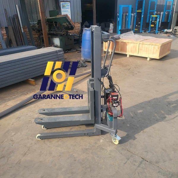 Xe nâng hạ điện mini