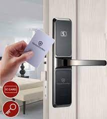 Khoá từ khách sạn Quảng Ninh