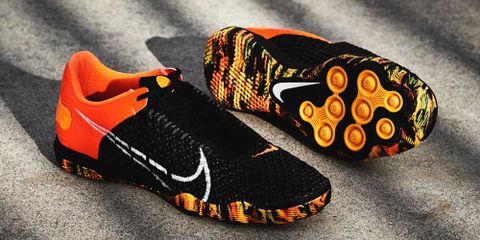 Nike cho ra mắt Giày Futsal Nike React Gato “NightFall”