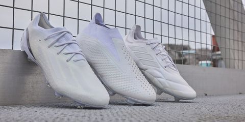 adidas ra mắt bộ sưu tập giày đá banh “Pearlized Pack”