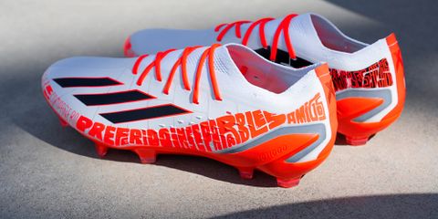 Khám phá adidas X Speedportal Messi “Balon Te Adoro” - phối màu thửa riêng sinh động dành cho Messi
