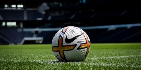 Nike ra mắt quả bóng chính thức sử dụng tại EPL mùa giải 2022/23