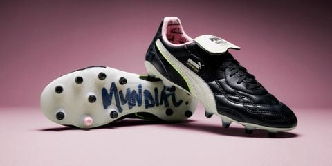 PUMA trình làng phiên bản giày đá bóng đặc biệt King Mundial