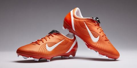 Thêm một di sản được trình làng: Nike Mercurial Vapor I RGN “Siêu Cam”