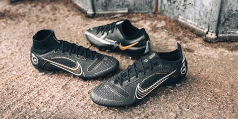 Khám phá Nike Shadow Pack - BST giày đá banh với phối màu đen huyền bí đầu tiên trong năm 2022 của Nike