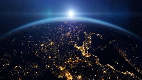 Mời anh em tải về bộ hình nền 4K tuyệt đẹp chủ đề “Trái Đất từ góc độ của những vì sao xa” từ Microsoft