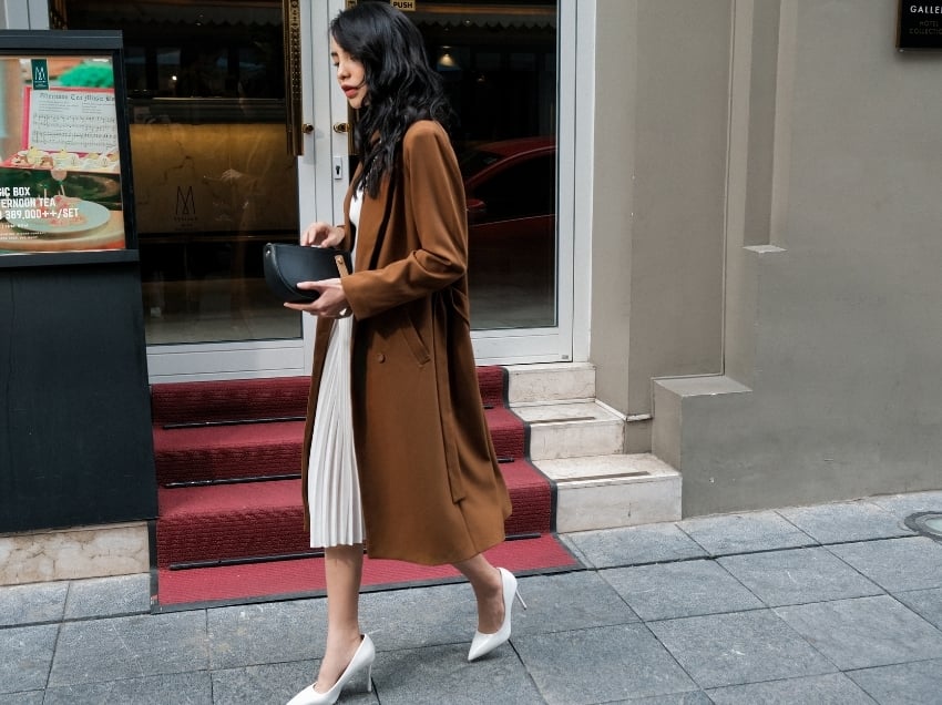 Áo khoác trench coat màu nâu đất