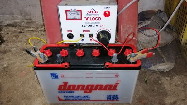 Hướng dẫn sạc ắc quy đúng cách