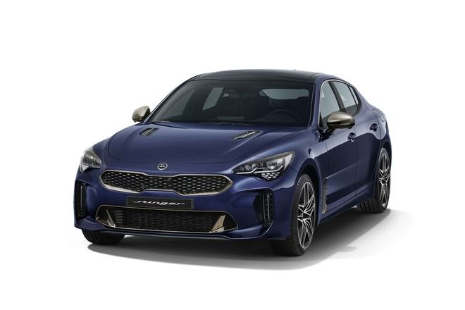 Ắc quy xe Kia Stinger