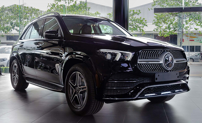 Ắc quy xe Mercedes-Benz GLE450 AMG