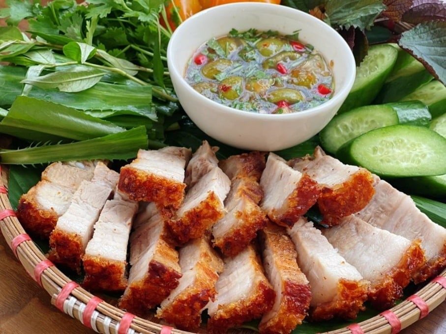 Cách pha nước chấm thịt lợn quay ngon dễ làm tại nhà