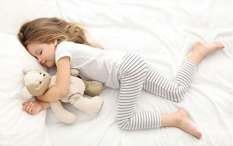 Trẻ Em Nên Ngủ Lúc Mấy Giờ Để Tăng Chiều Cao Tốt Nhất
