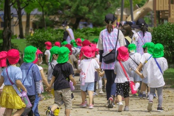 hoạt động ngoại khóa cho bé