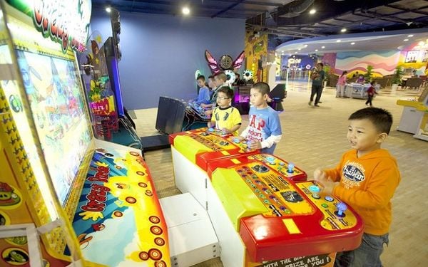 Khu vui chơi trong nhà ở Hà Nội - Royal City Mega Mall